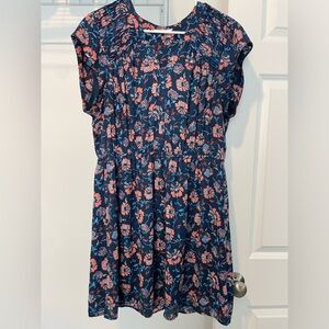 Floral mini dress. Size XL.